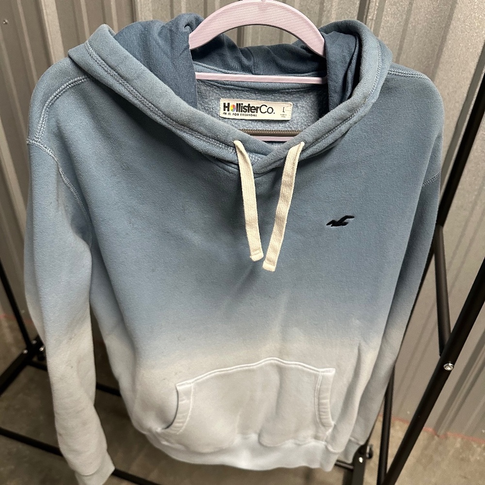 Hollister Men’s Hooded Sweatshirt, Size medium, Blue & White, Ombre, Hoodie